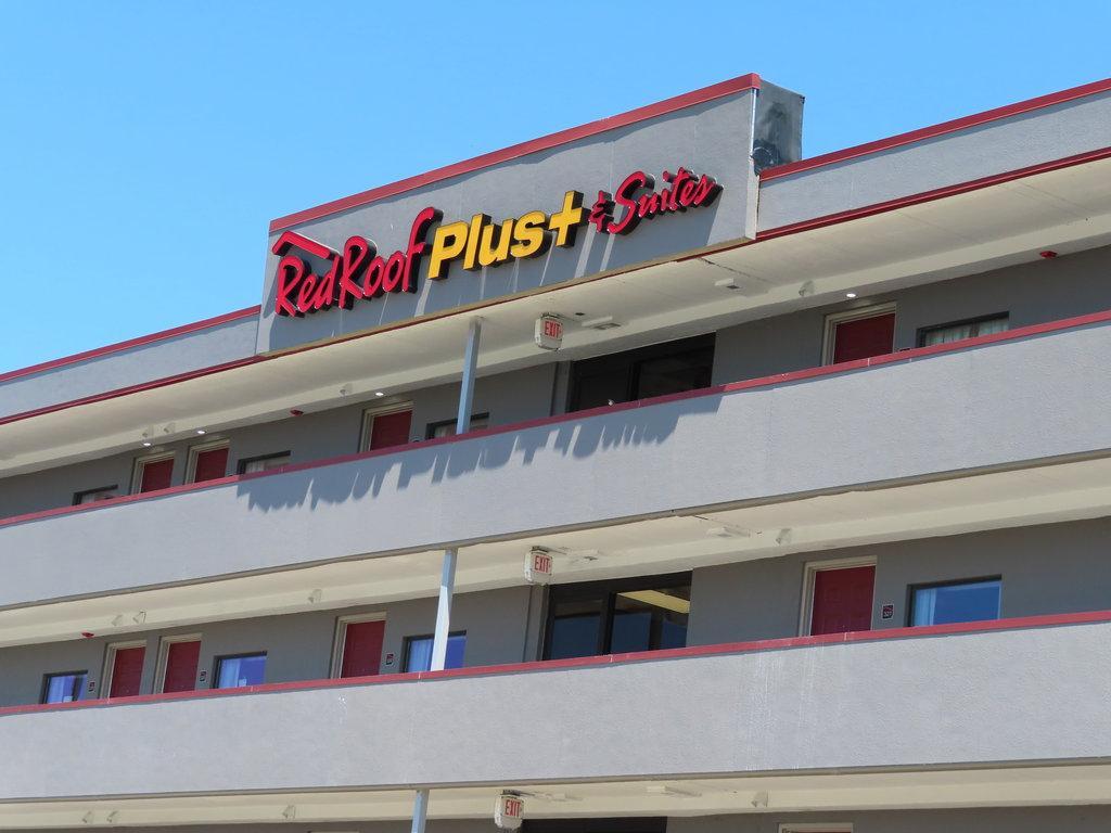 Red Roof Plus+ & Suites Erie Εξωτερικό φωτογραφία