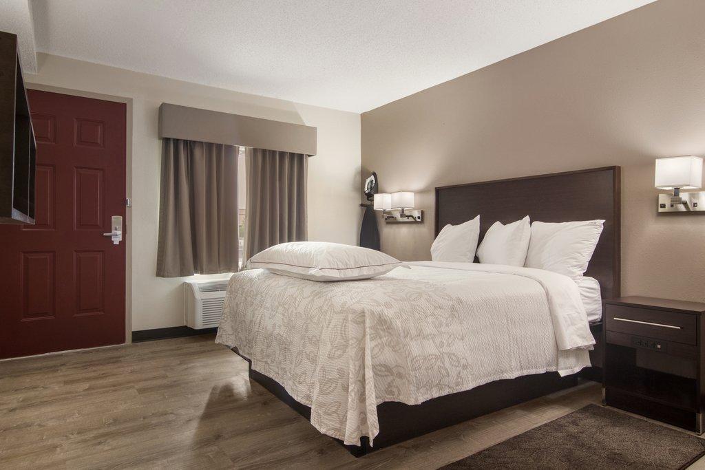 Red Roof Plus+ & Suites Erie Εξωτερικό φωτογραφία