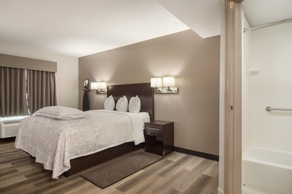 Red Roof Plus+ & Suites Erie Εξωτερικό φωτογραφία
